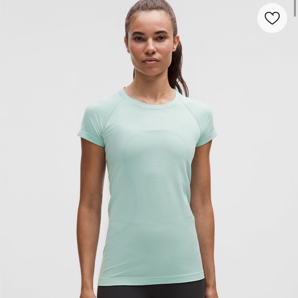 Lululemon Athletica Swiftly Tech Short-Sleeve Shirt 2.0 in mint size 6 - Picture 1 of 9